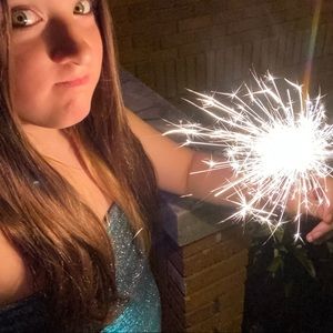 Meet your Posher, Caitlyn